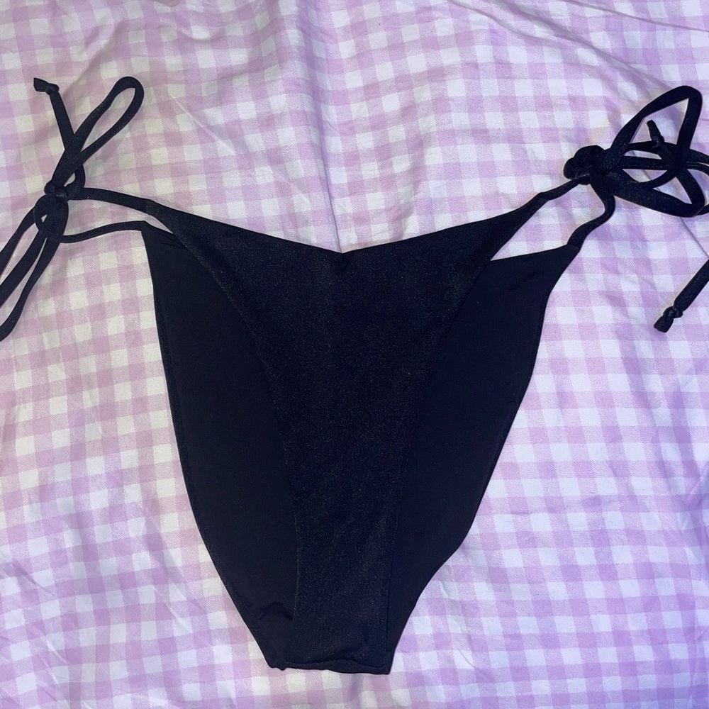 ONEONE Bikini Bottoms